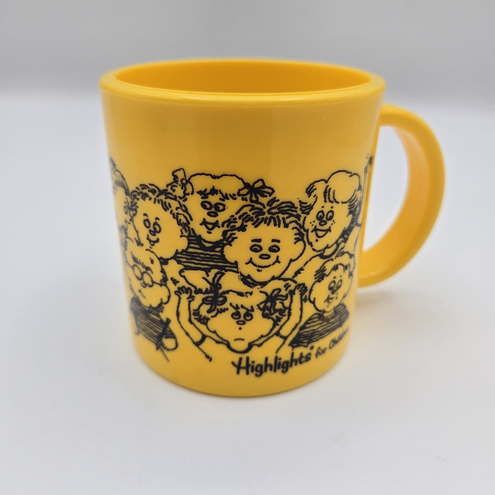 Vintage 80s Highlights Magazine For Children Advertising Yellow Plastic 10oz Mug